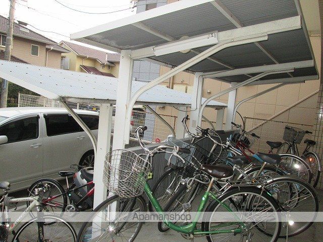 ロイヤル香久山の外観写真