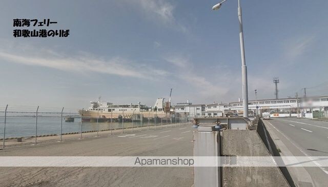 和歌山県和歌山市築港２丁目[1LDK/37.5m2]の周辺2