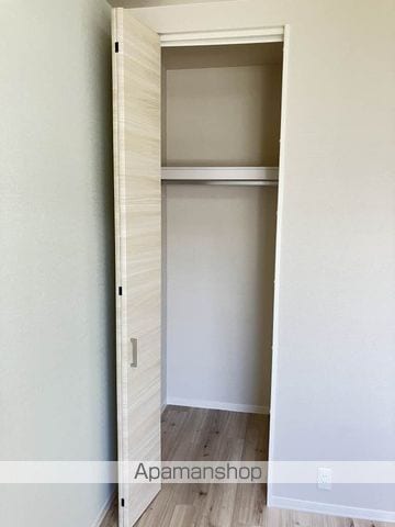ファミール真木 A棟の内装写真