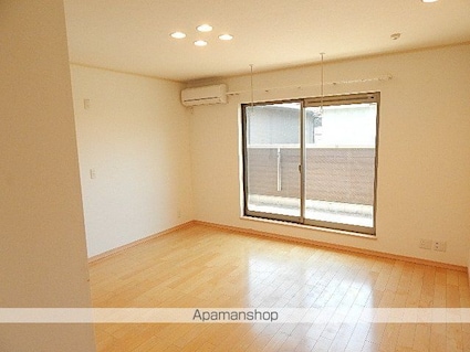 Ｇａｒｄｅｎ　Ｈｏｍｅ　Ｋｏｂｕｓｈｉ[1LDK/42.82m2]のリビング・居間