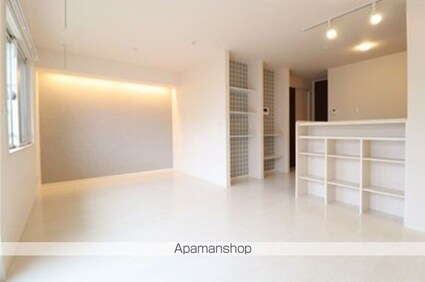 グリーンサイトおおたか[1LDK/50.38m2]のリビング・居間