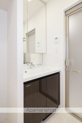 レガシス中目黒[1LDK/32.12m2]の洗面所