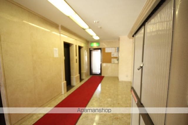 ライオンズプラザ皆実町の玄関写真