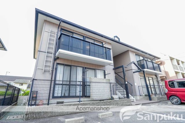 ディアス三町 B棟の外観写真