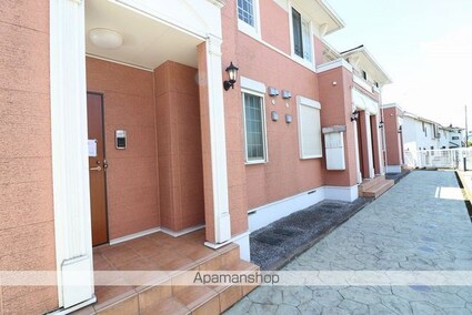 エヴァーグリーン[1LDK/51.13m2]のエントランス2