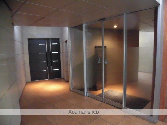 東京都世田谷区三軒茶屋１丁目[1K/24.22m2]のエントランス2