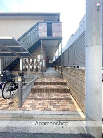 CIPRESSOの玄関写真