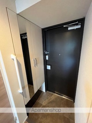 Ｎーｆｌａｔｓ板橋[2LDK/63.43m2]の玄関