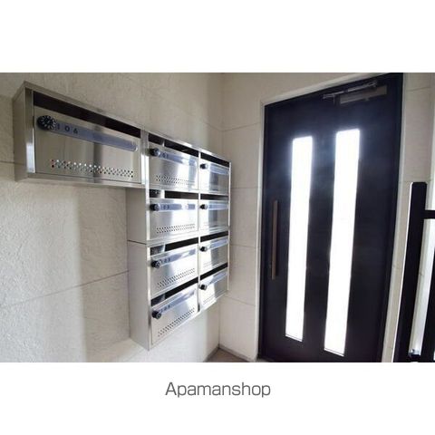 REMODEの玄関写真