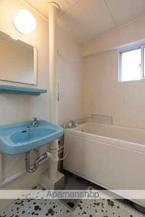 ヴィラ・アンソレイエ牟礼Ⅰ[3DK/57.38m2]のバス