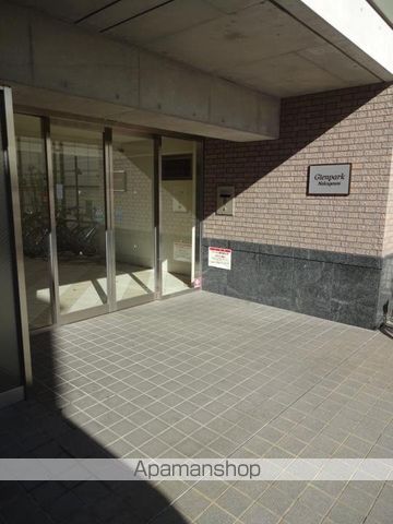 グレンパーク中川の玄関写真
