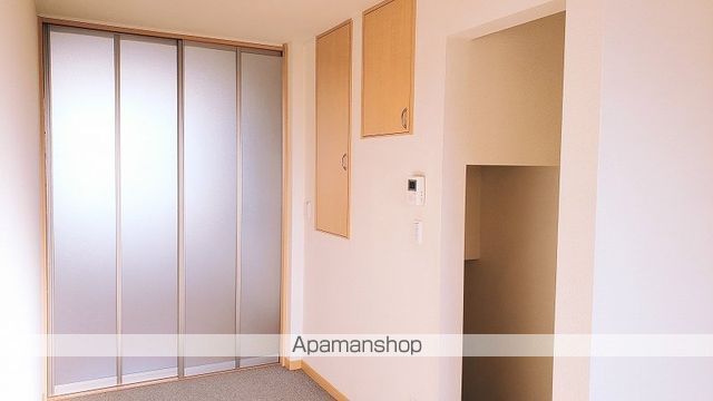 レオネクスト倉富の内装写真