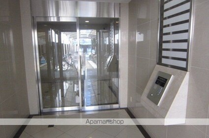 岡山県岡山市北区富田町１丁目[1SDK/39.06m2]のエントランス
