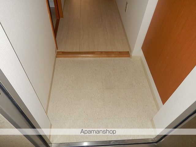 名古屋市名城線 志賀本通駅 徒歩3分 4階建 築18年の内装写真