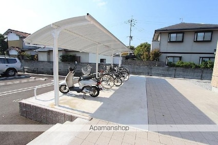 プティスール空港通り　[1LDK/36m2]の共用部3