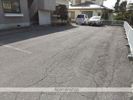 長野県松本市野溝西２丁目[2LDK/62.92m2]の駐車場1