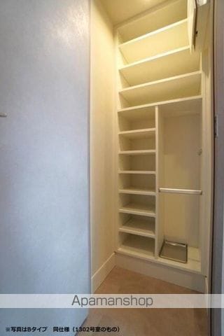 シーズンフラッツ浅草六丁目の内装写真