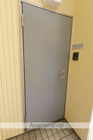 ソレイユ馬堀海岸の玄関写真