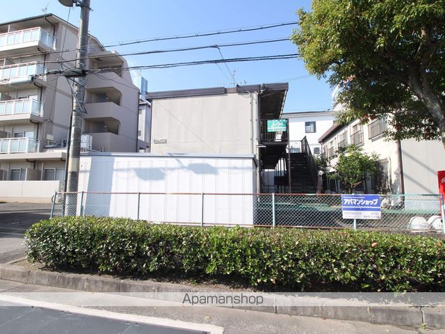山本ハイツA棟の外観写真