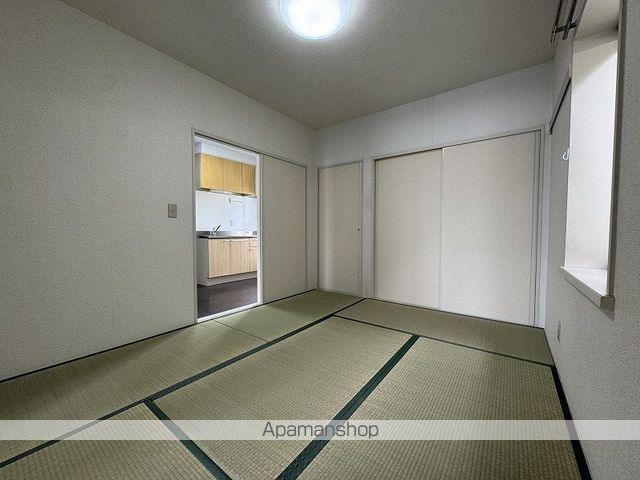 上越線 群馬総社駅 徒歩35分 2階建 築33年の内装写真