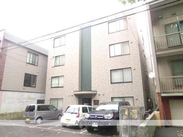 髙清館オリシスの外観写真