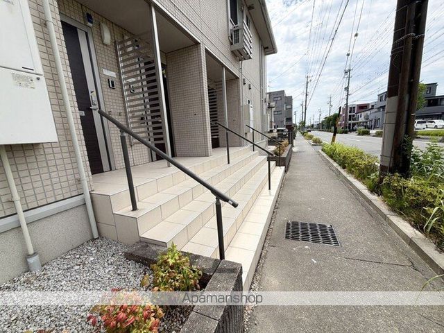 QUATRE SAISONSの内装写真
