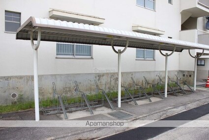 ヴィラナリー本郷１[2DK/38.46m2]の共用部1