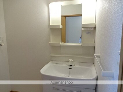 ル・モンヴェール[1LDK/43m2]の洗面所