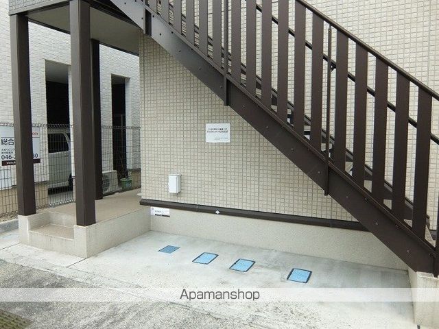 オーガスト螢の玄関写真