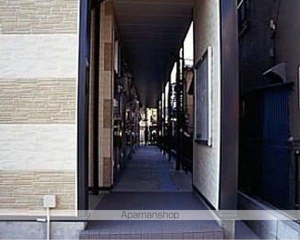 レオパレスしまねの玄関写真