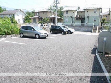 シャーメゾンセリージェ[1LDK/46.68m2]の駐車場1
