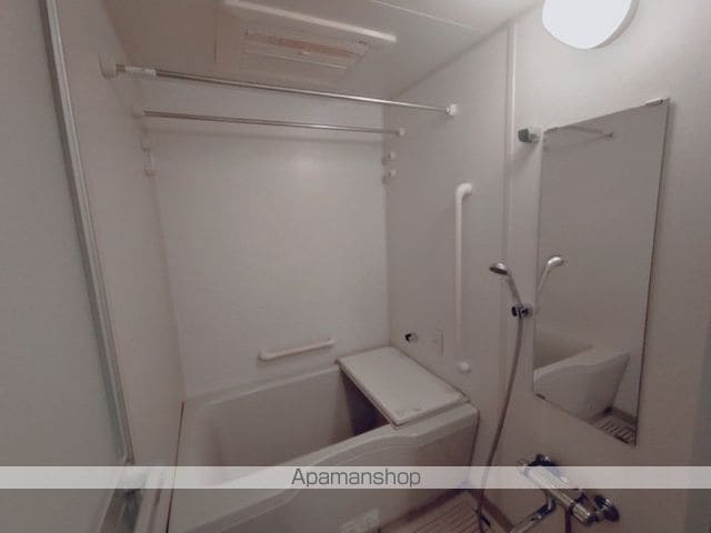 コラム神泉の内装写真