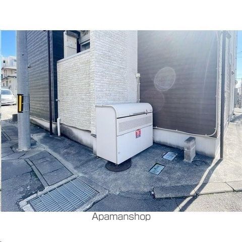 シャーロットのその他写真