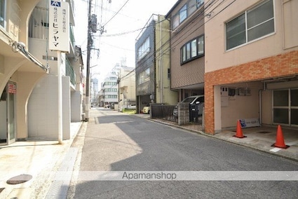 広島県広島市中区十日市町２丁目[2DK/41.14m2]の周辺2