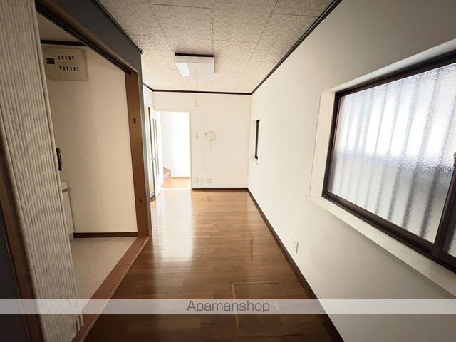 岡村様貸家の内装写真