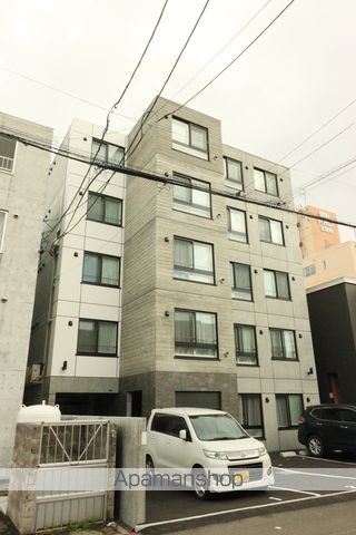 LR N18の外観写真