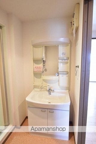 フロンティア77IIの内装写真