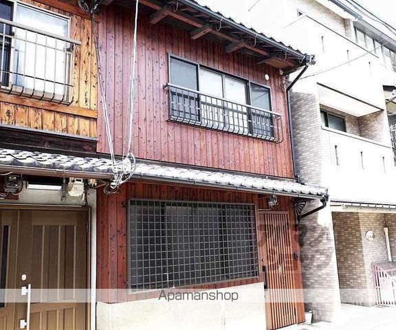 山陰本線 二条駅 徒歩10分 2階建 築57年の外観写真