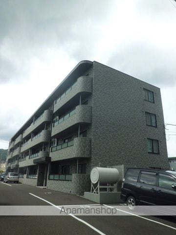 ブルーリーフ宮の森の外観写真