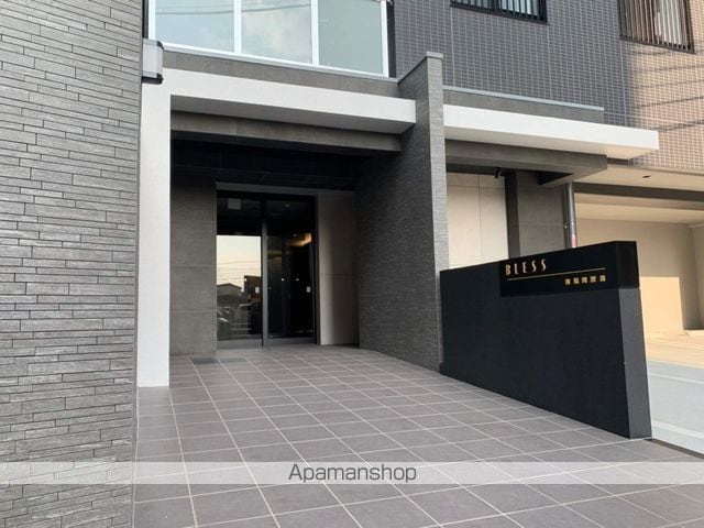 BLESS南福岡駅前の玄関写真