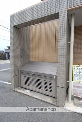 ジュネスホワイト[2LDK/64.8m2]の共用部3