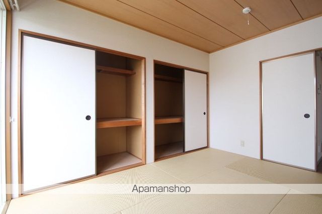 コスメティックスオオフク E棟の内装写真