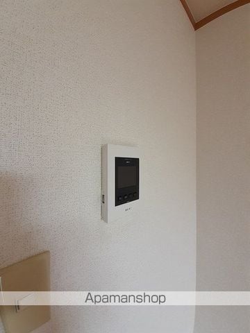 グローリアスファイブの内装写真