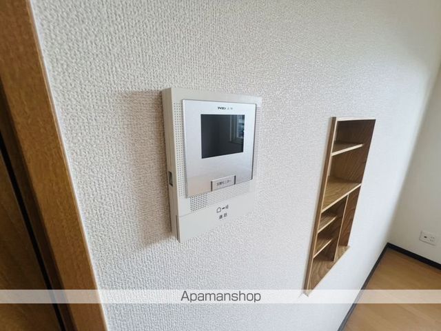 フィールドハウスの内装写真