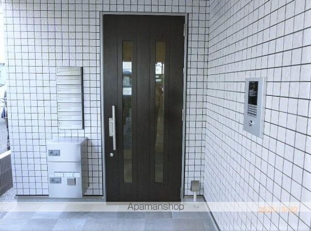 シーポート森傳の玄関写真