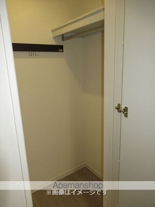 和歌山県和歌山市山蔭丁[2LDK/61.45m2]の収納