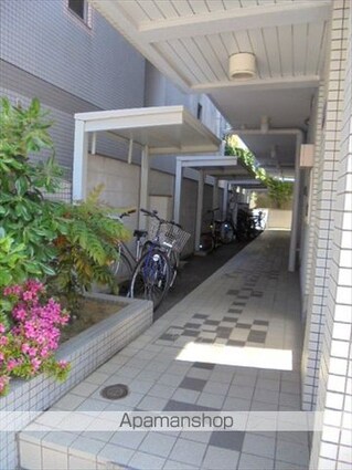 和歌山県和歌山市湊北町２丁目[1K/18.24m2]のエントランス1