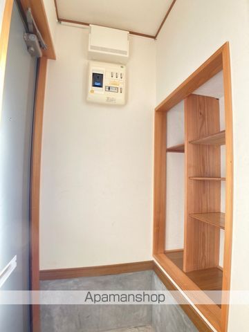 コーポNEW新山の内装写真