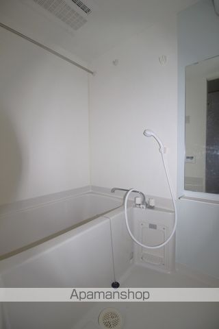 コントラーダAの内装写真