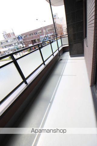 メープル元町の内装写真